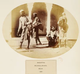 Bheesties, Musulmanes, Delhi, de The People of India, por J. Forbes Watson, publicado en 1868